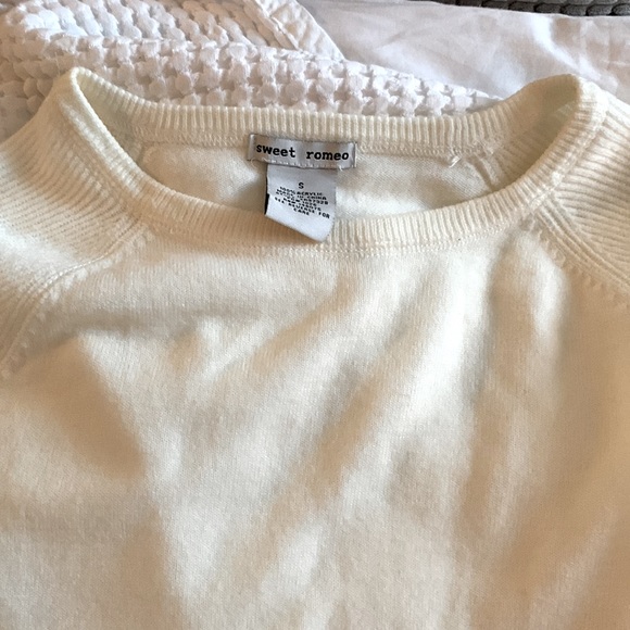 Sweet Romeo sweater - Picture 3 of 3